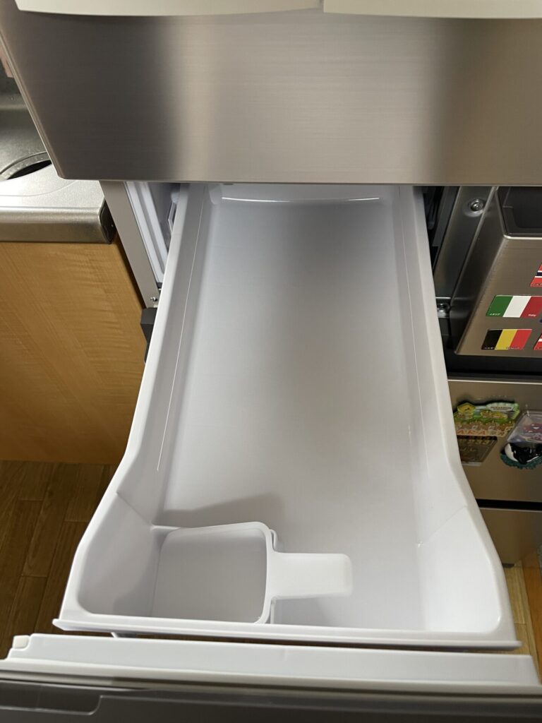 日立470L冷蔵庫の独立製氷室